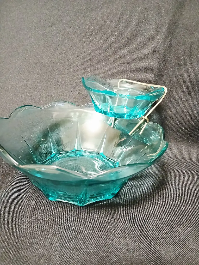 Vintage Aqua Glass Chip and Dip Serving Bowl Set