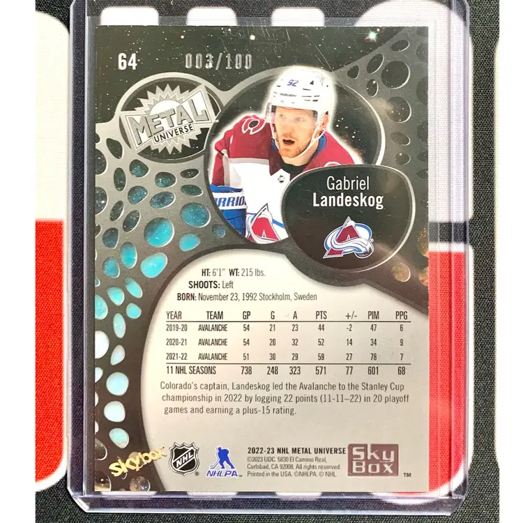 Gabriel Landeskog 2022-2023 Skybox Metal Precious Metal Gems Green /10 Colorado Avalanche
