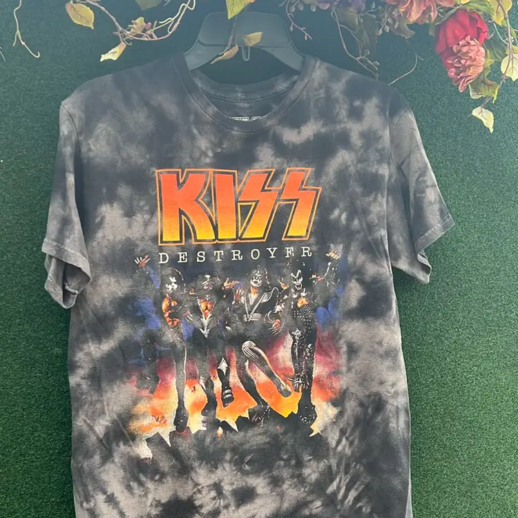 Kiss Destroyer Tie-Dye Shirt, Great Bold Colors. Vintage Look. Fashion Tee. Size Medium