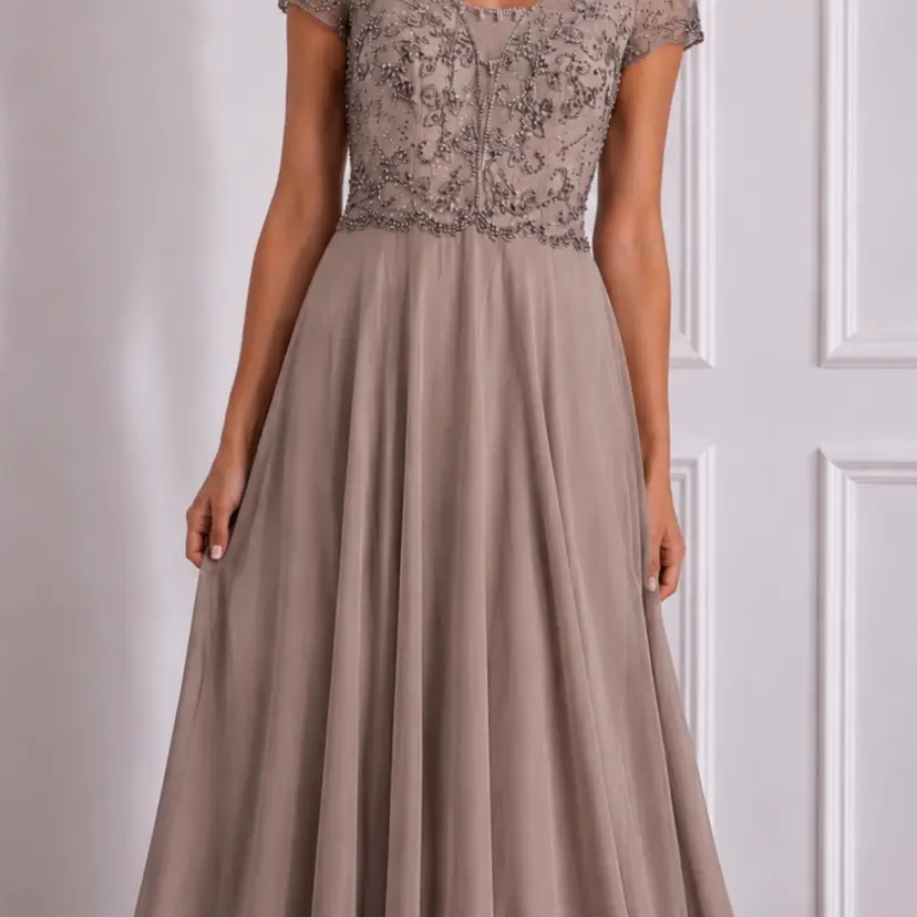 Embellished Cap Sleeve Flowy Chiffon Dress