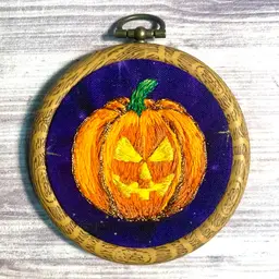Pumpkin Jack O Lantern Mini Hand-Embroidery Hoop 3"