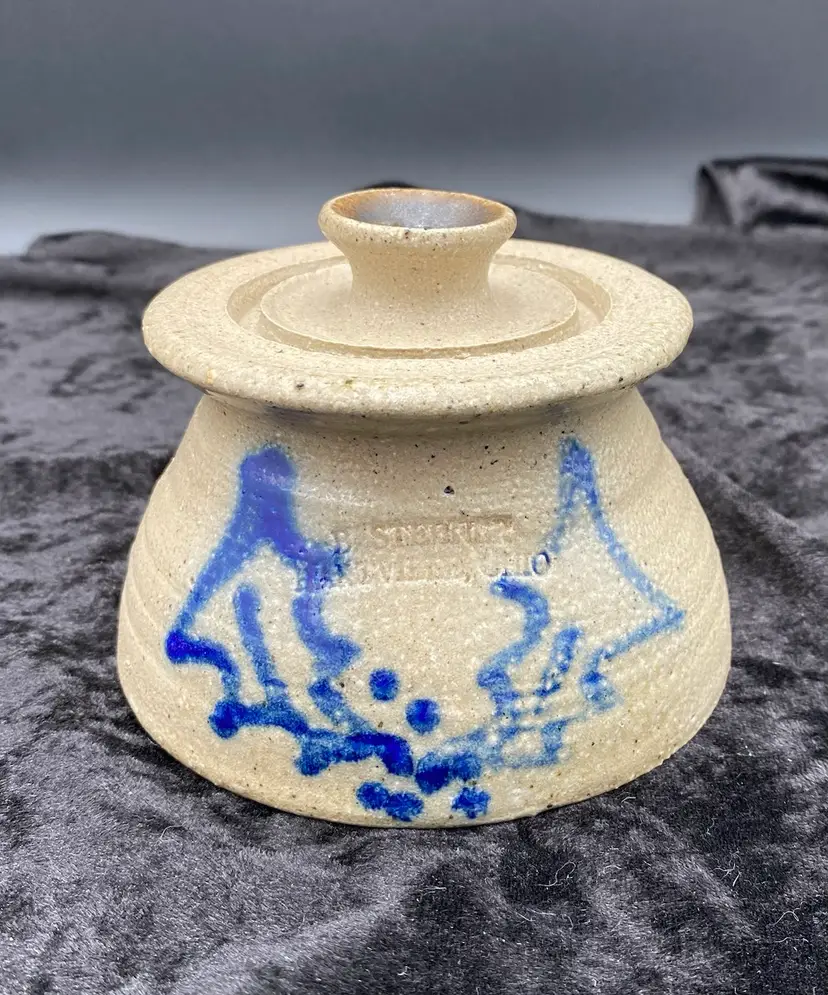 Vintage Bruce Stebner (OH) Salt Glazed Pottery Oil Lamp, Large, Holly & Berry Design