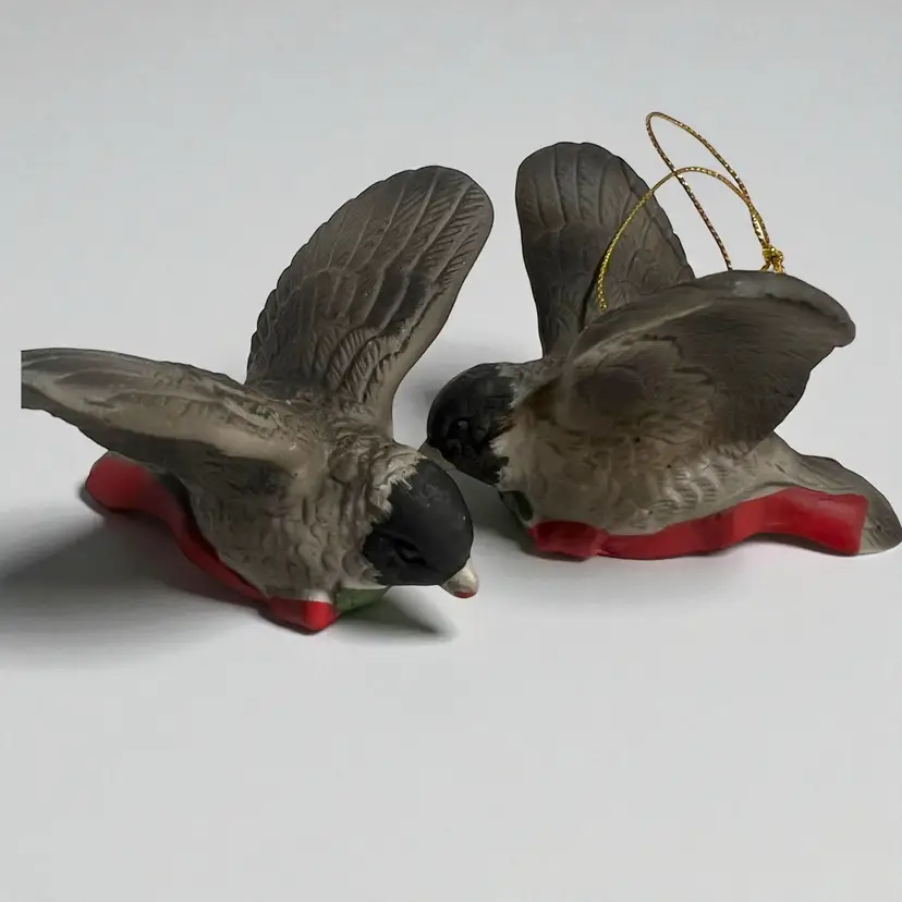 #01 019 A Vintage Pair Of Sylvestri Ceramic Christmas Bird Ornaments 3.5" X 2.75" 1990S