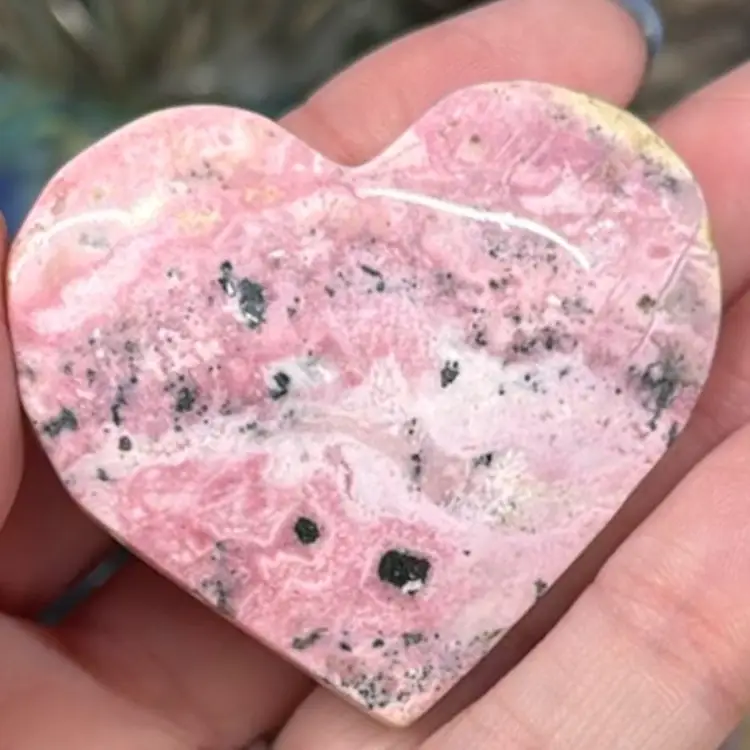 #01 - Peruvian Rhodonite Heart 14D