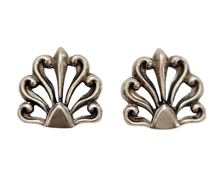 Marked Mexico 925 NGA Sterling Silver Fan Style Clip-On Earrings K168