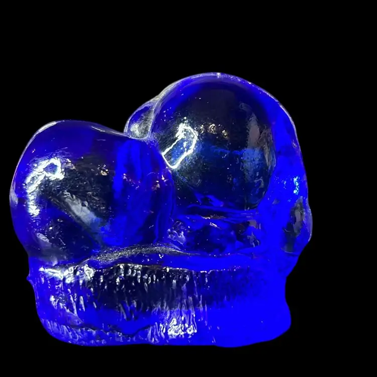 Wilkerson Glass Blue Puppy: 2.25”x 1.25”x 1.25”