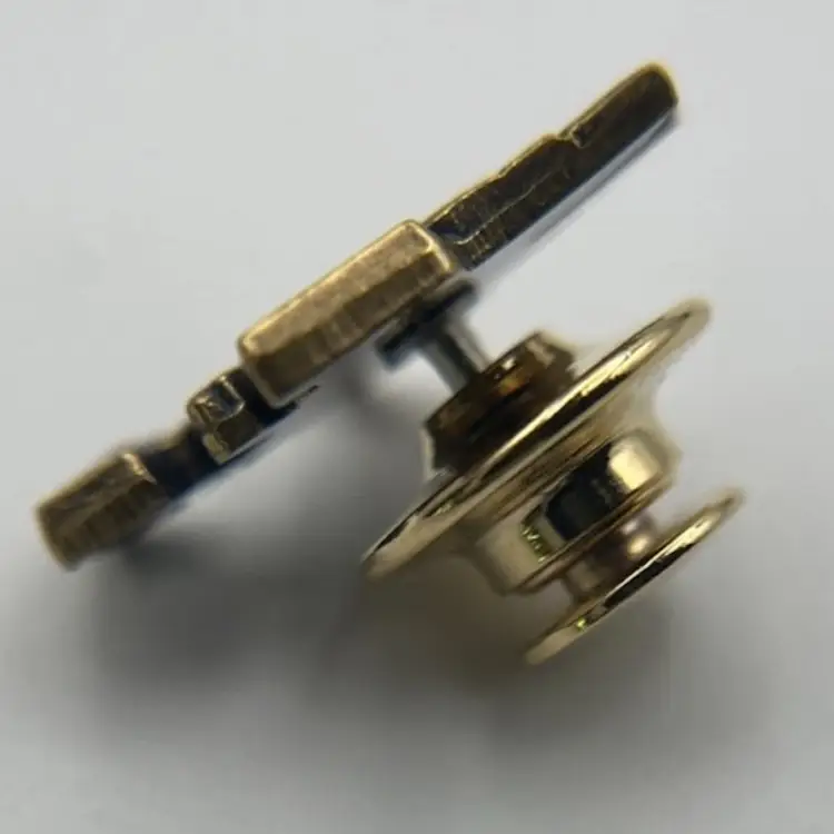 Vintage American Airlines Lapel Pin 15 Year Service One Diamond One Ruby