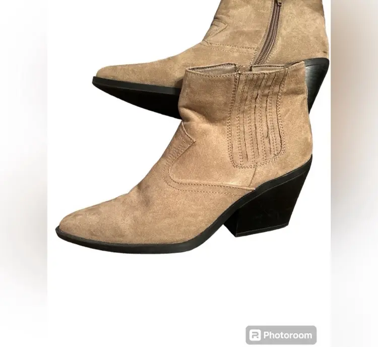 Mixed Shoe Lot Size 8