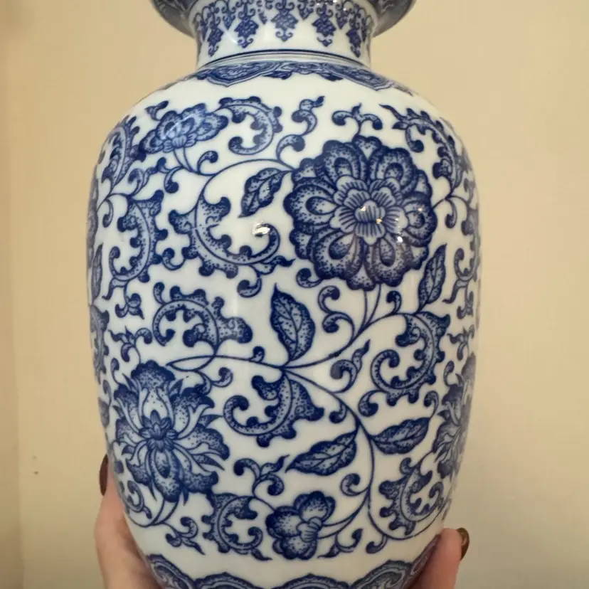 Blue And White Chinoiserie Porcelain Vase 9.5”