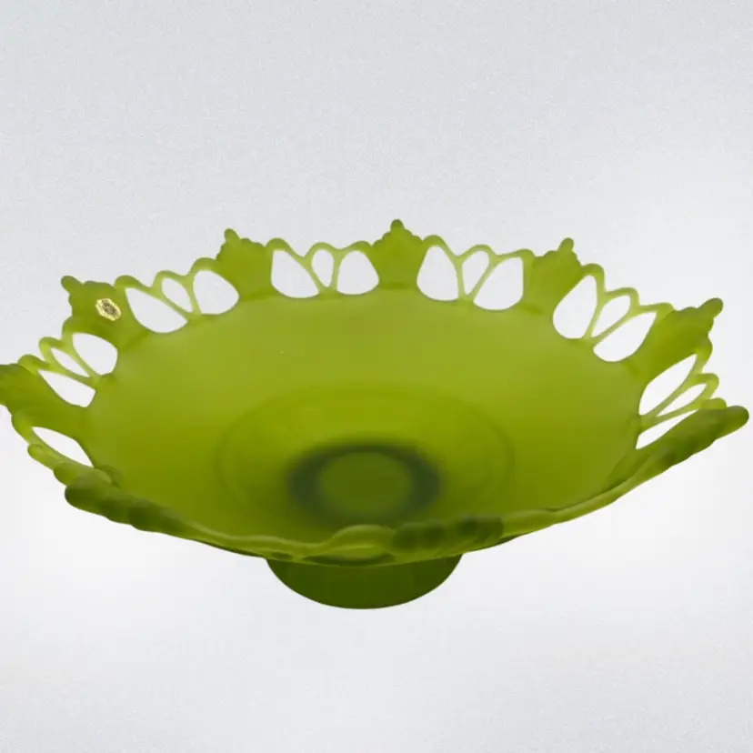 Westmoreland Bowl Green Satin