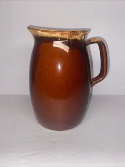 Vintage Brown Drip Hull Pottery 7” Large Pitcher 32oz Made in USA Oven Proof
