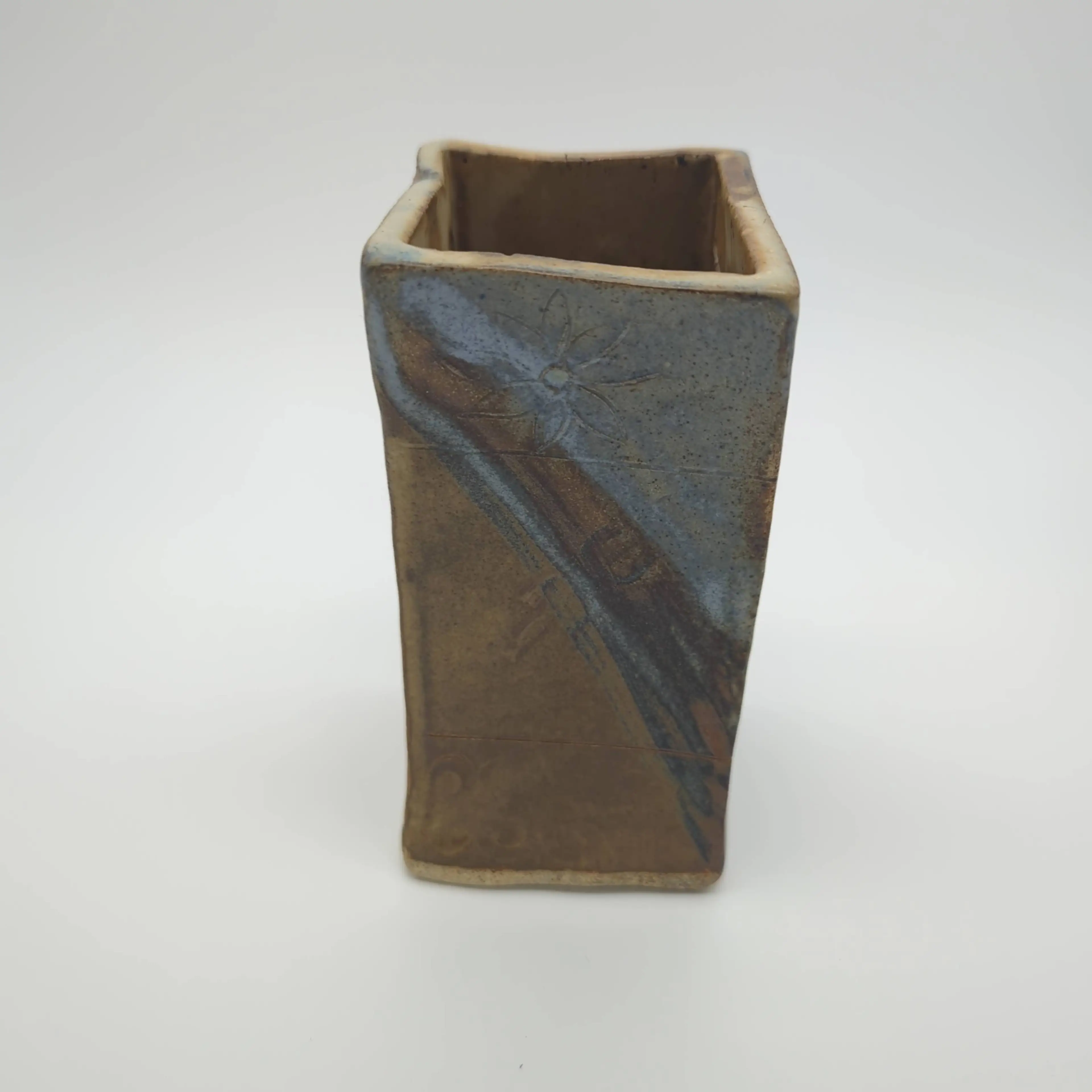 Image 3 of 7