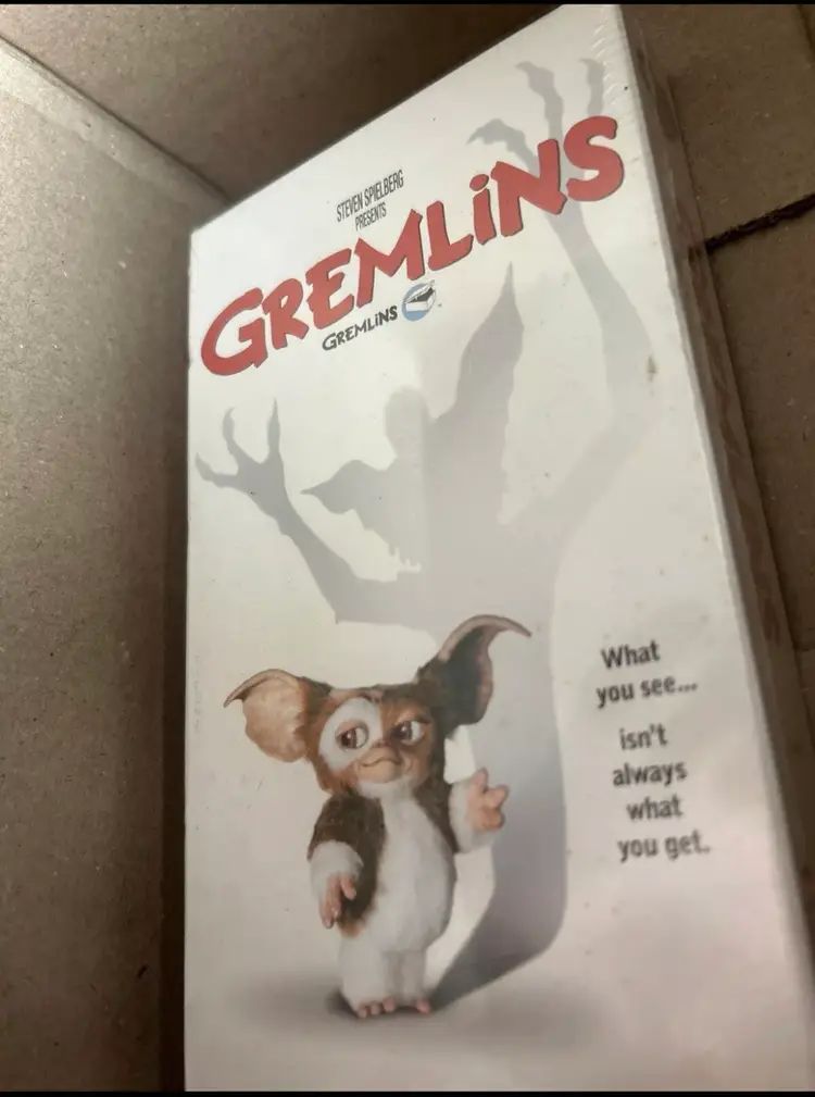 Gremlins (VHS,1996,Slip sleeve)Sealed w/ Defects