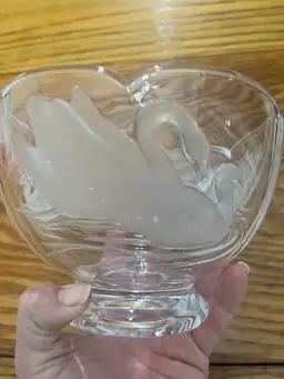 1980s Vintage Teleflora 24% Lead Crystal Swan Frosted Bowl. 4” Tall 6” Diameter