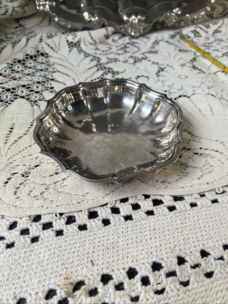 Vintage international silver silver plate Chippendale 5.5 inch bowl dish