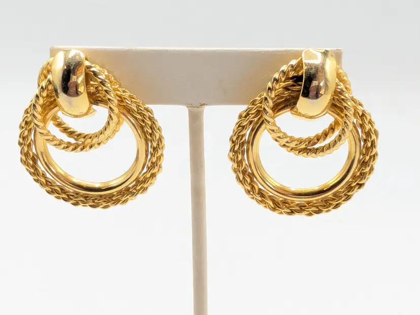 Vintage Gold Tone Rope Twist Door Knocker Style Pierced Earrings