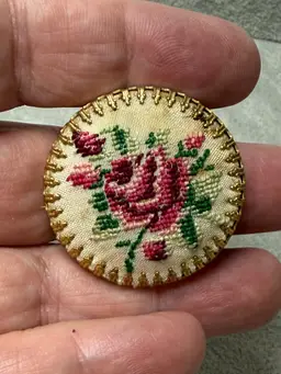 Vintage Petit Point Embroidered Gold Tone Brooch Pin Red Rose Hand Stitched