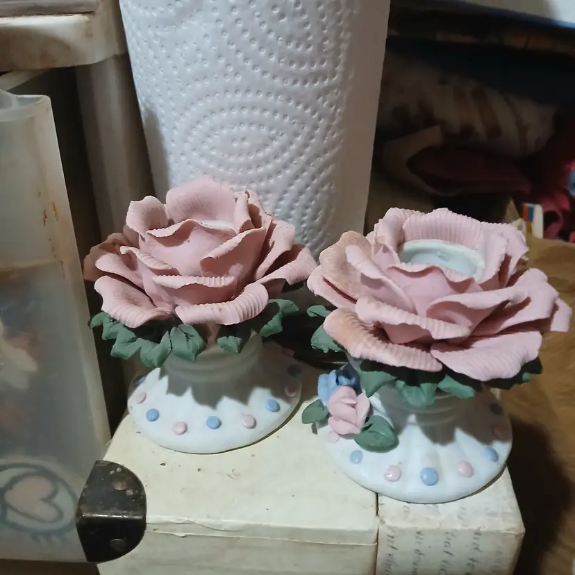 Vintage pink flower candle holders