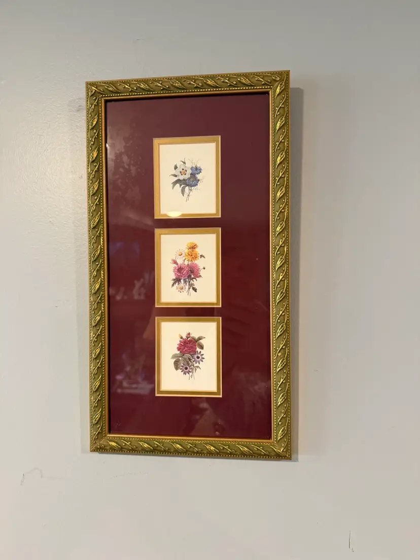 #01 - Vintage Framed Floral Art Trio – Gold Ornate Frame, Matted Botanical Prints