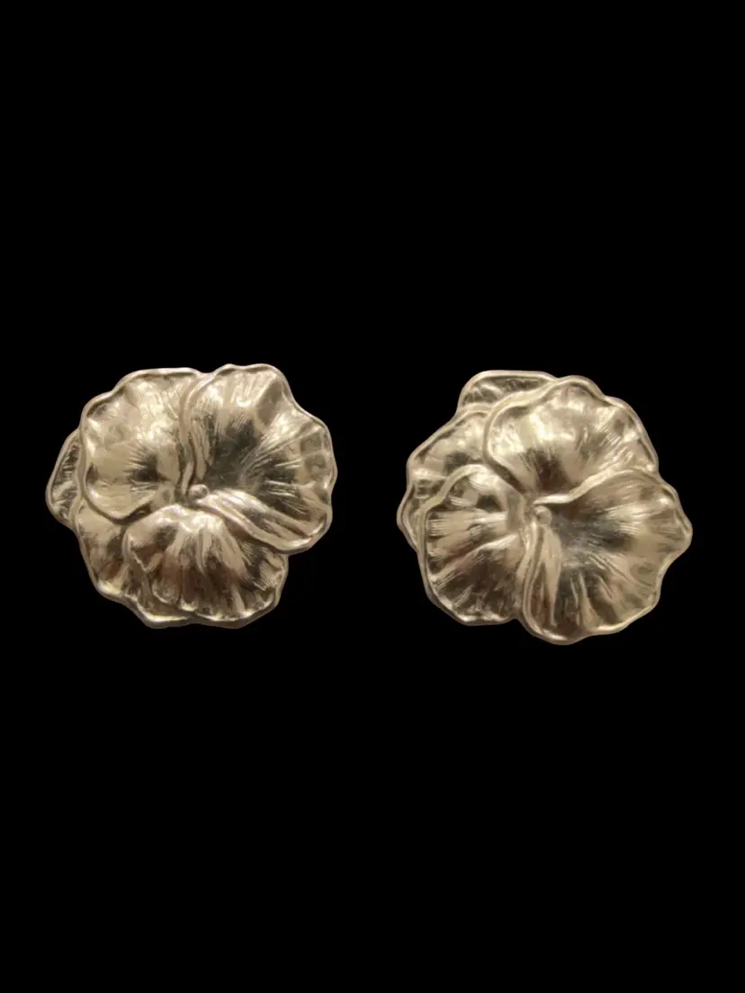 Antique Sterling Silver Repousse Pansy Art Nouveau Post Earrings 1.09”