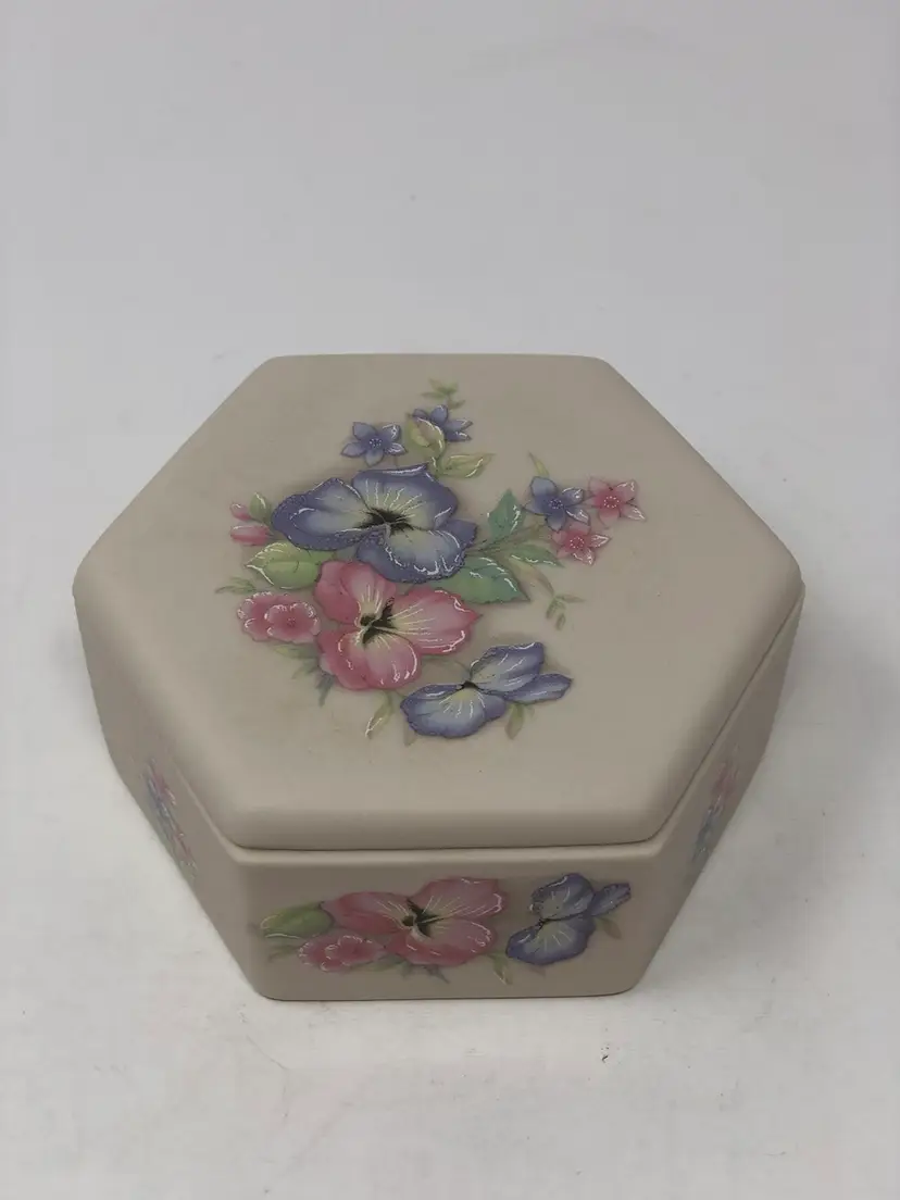 Hexagon Hobbyist Pottery Pansy Lidded Jewel Box