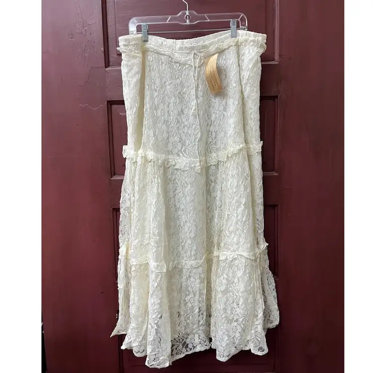 10-piece Boho Y2K New Mixed Lot Of Plus-Size Women’s Clothing