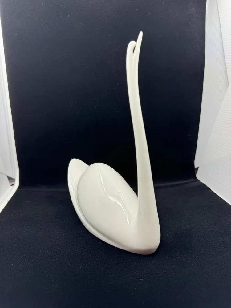 Royal Dux Swan 1970s