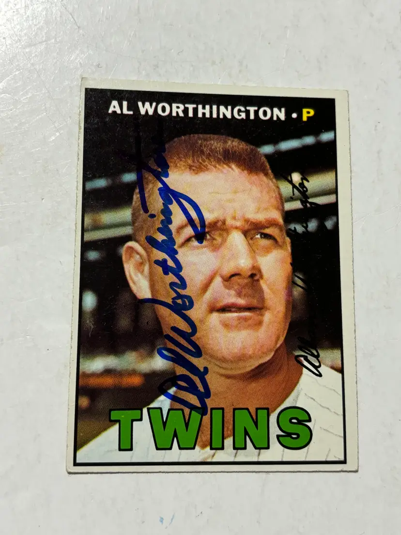 1967 Topps # 399 Al Worthington Twins Signed Vintage