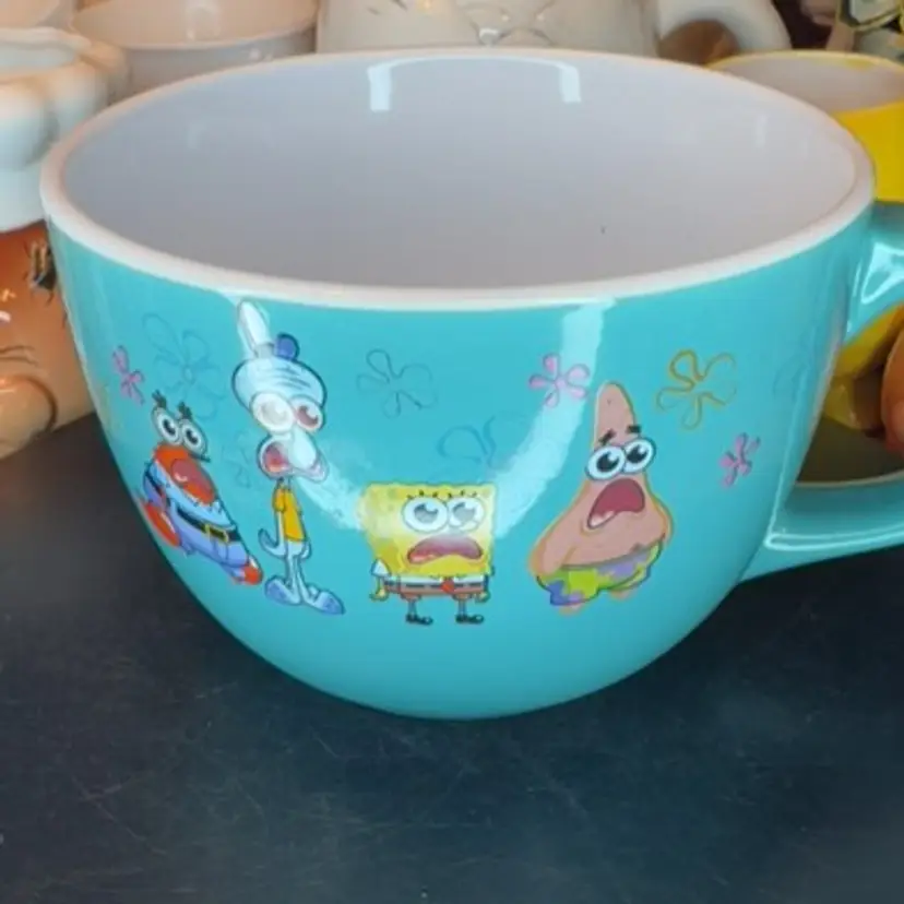 #07 - Variety Of Mugs