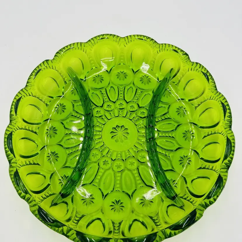 L.E. Smith Relish Dish Moon & Stars 3 Part Divided Green Glass A142 Vintage