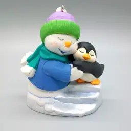 Hallmark Keepsake Ornament Collector Series 2010 Snow Buddies Penguin in Box #13 in Series