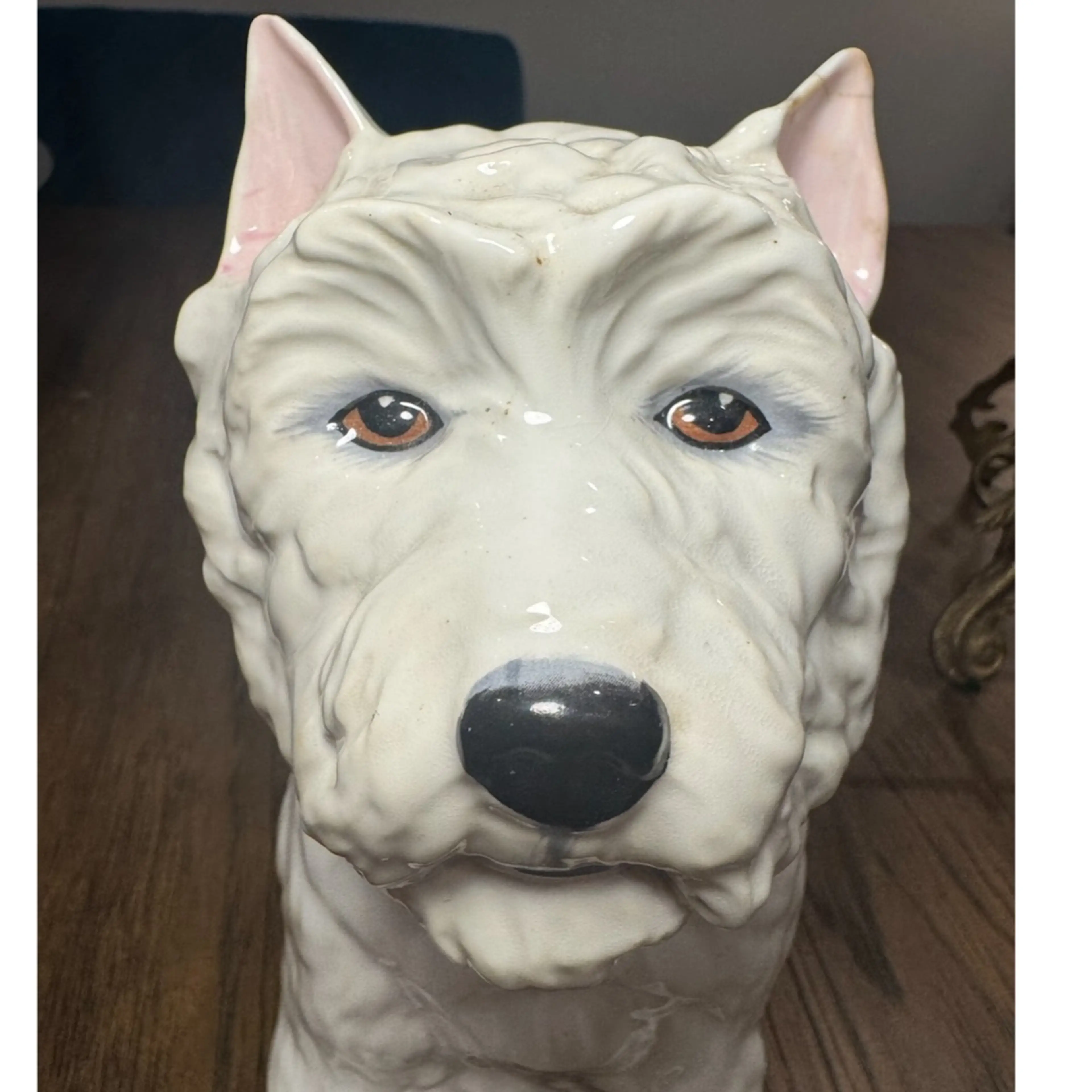 Image 4 of 8