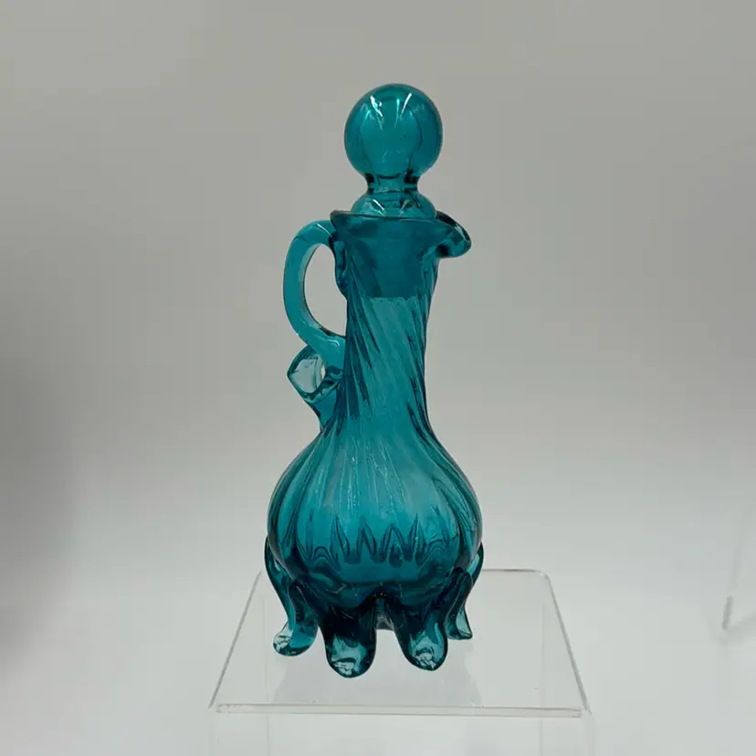 Vintage Art Glass Cruet Hand Blown. No Makers Mark
