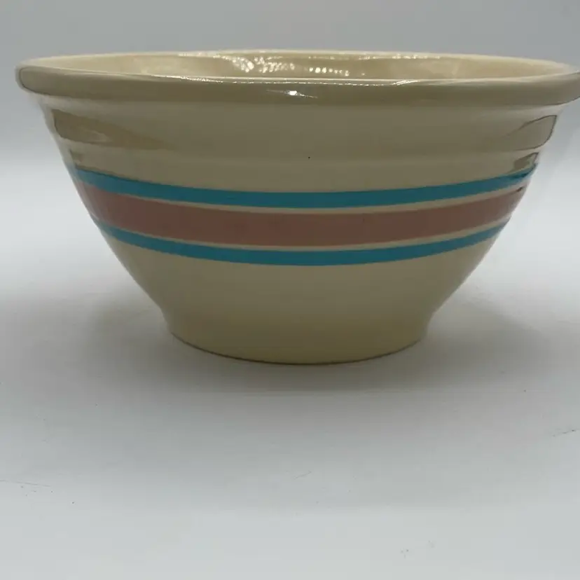 ***Pick Of The Week*** Vintage McCoy Pottery #10 Large Oven Ware Mixing Bowl Pink Blue Stripe USA 10” x 5”