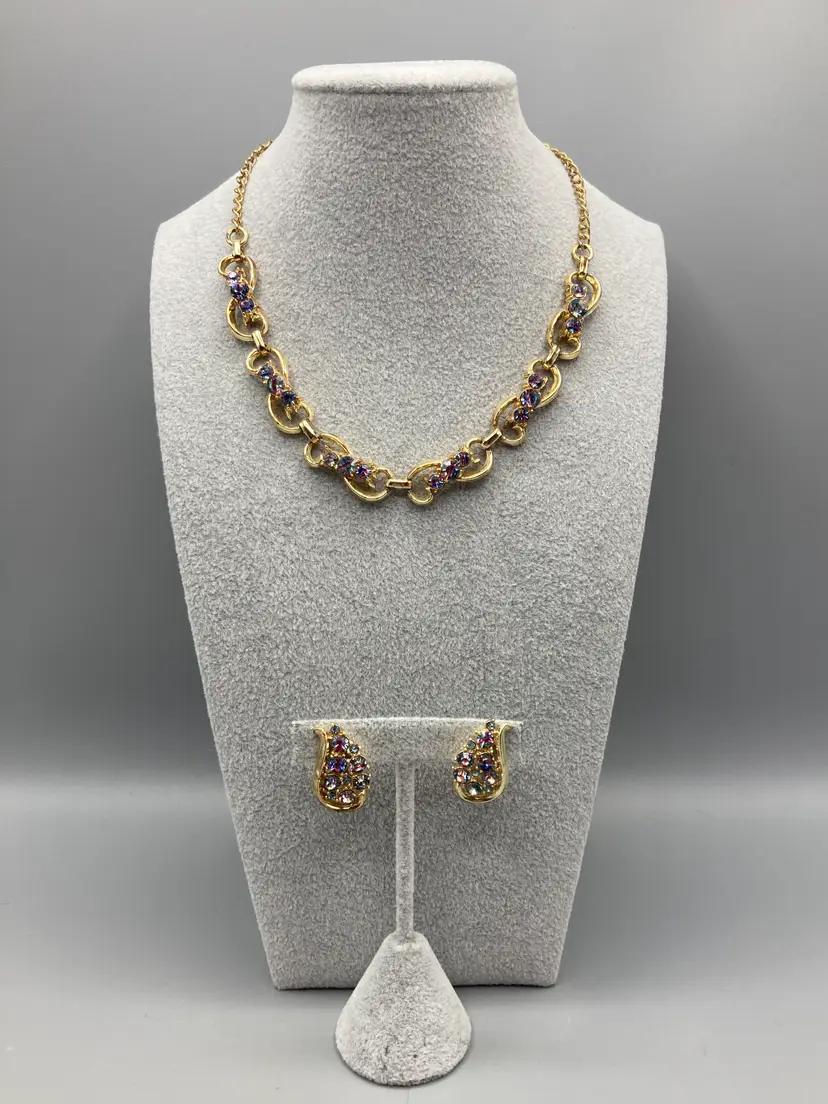 Vintage Star AB Stones on Gold Tone Necklace and Clip-on Earring Set
