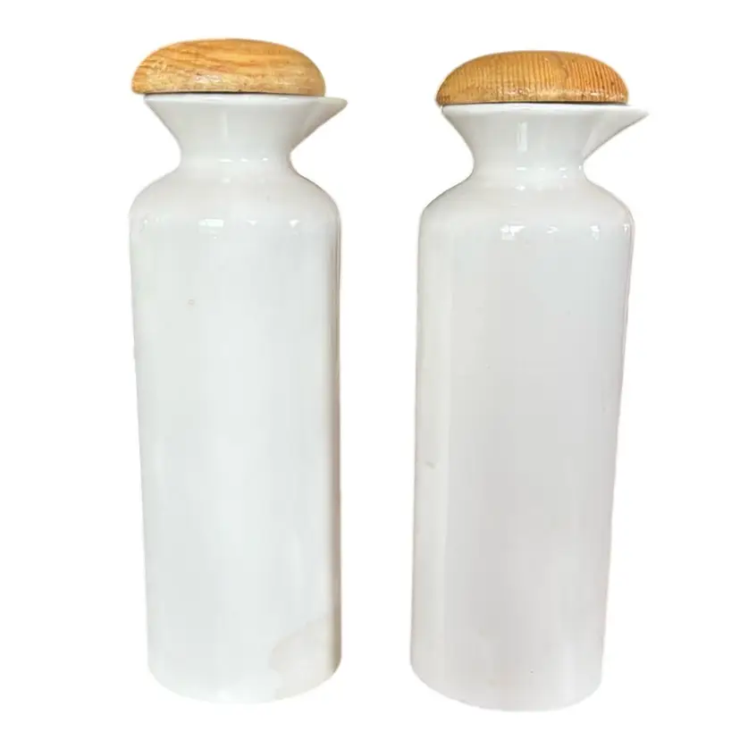 Vinegar And Oil Set White With Wood Lids