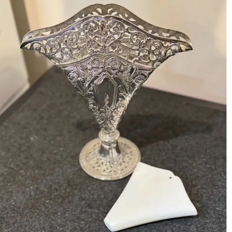 Godinger Victorian Style Silver Plate Fan Vase