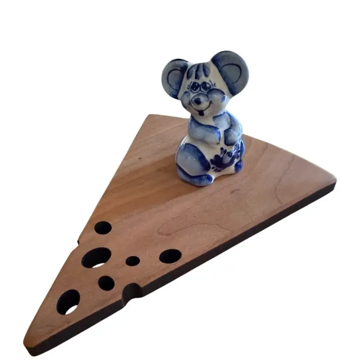 Russian Gzhel porcelain mouse figurine And Cheese Board