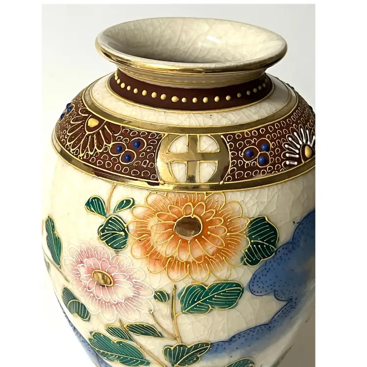 Japanese Satsuma Ceramic Flower Vase by Kusube Sennosuke Hand Painted with Gold Accents 8.5 in