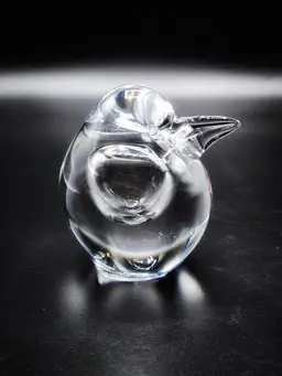 013 Rare MCM Kosta Boda Sweden Crystal Bird Glass Figurine Paperweight 3 1/4"