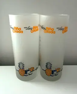 Set Of 2 Pins Colada Frosted Glasses - With Pina Colada Recipe