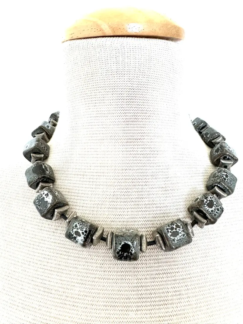 Snakeskin Grey  Agate Necklace Silver Findings as