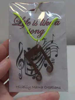 Music note pendant