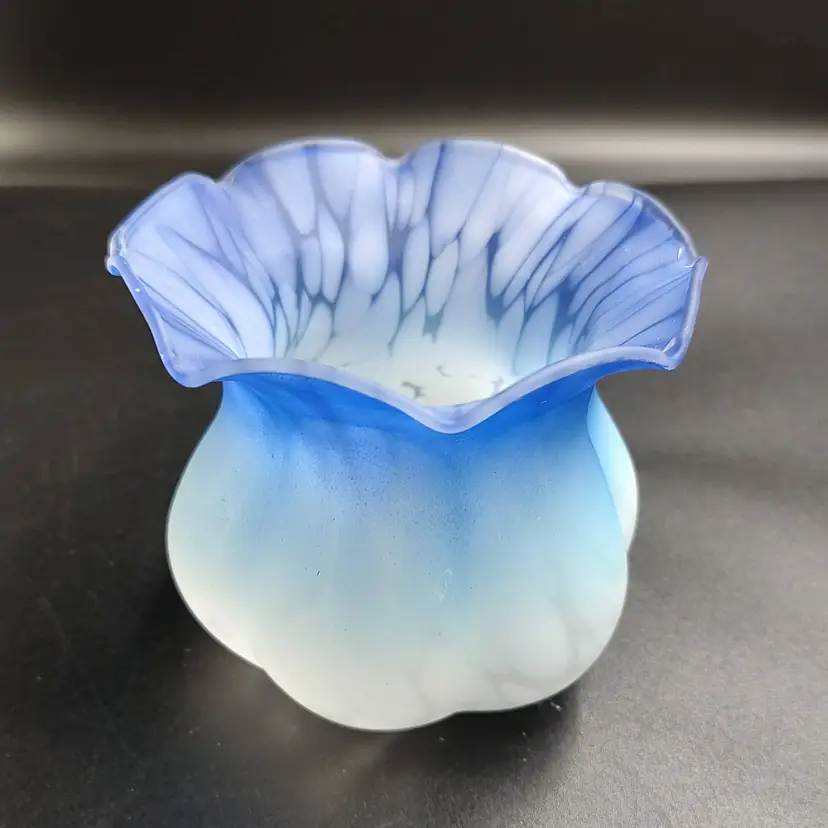 Vtg Painted Glass Blue And White Tulip Vase