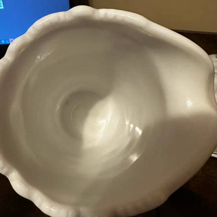 Vintage Westmoreland Milk Glass Pitcher: Old Quilt Pattern, 40 oz