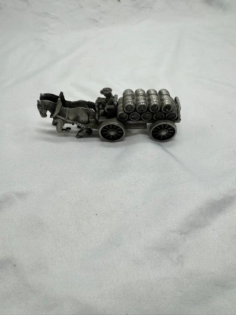 VTG Pewter Horse And Carriage Dreymon