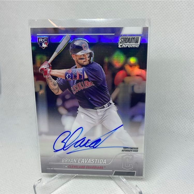 BRYAN LAVASTIDA 2022 Topps Stadium Club Chrome Autograph  Refractor Rookie