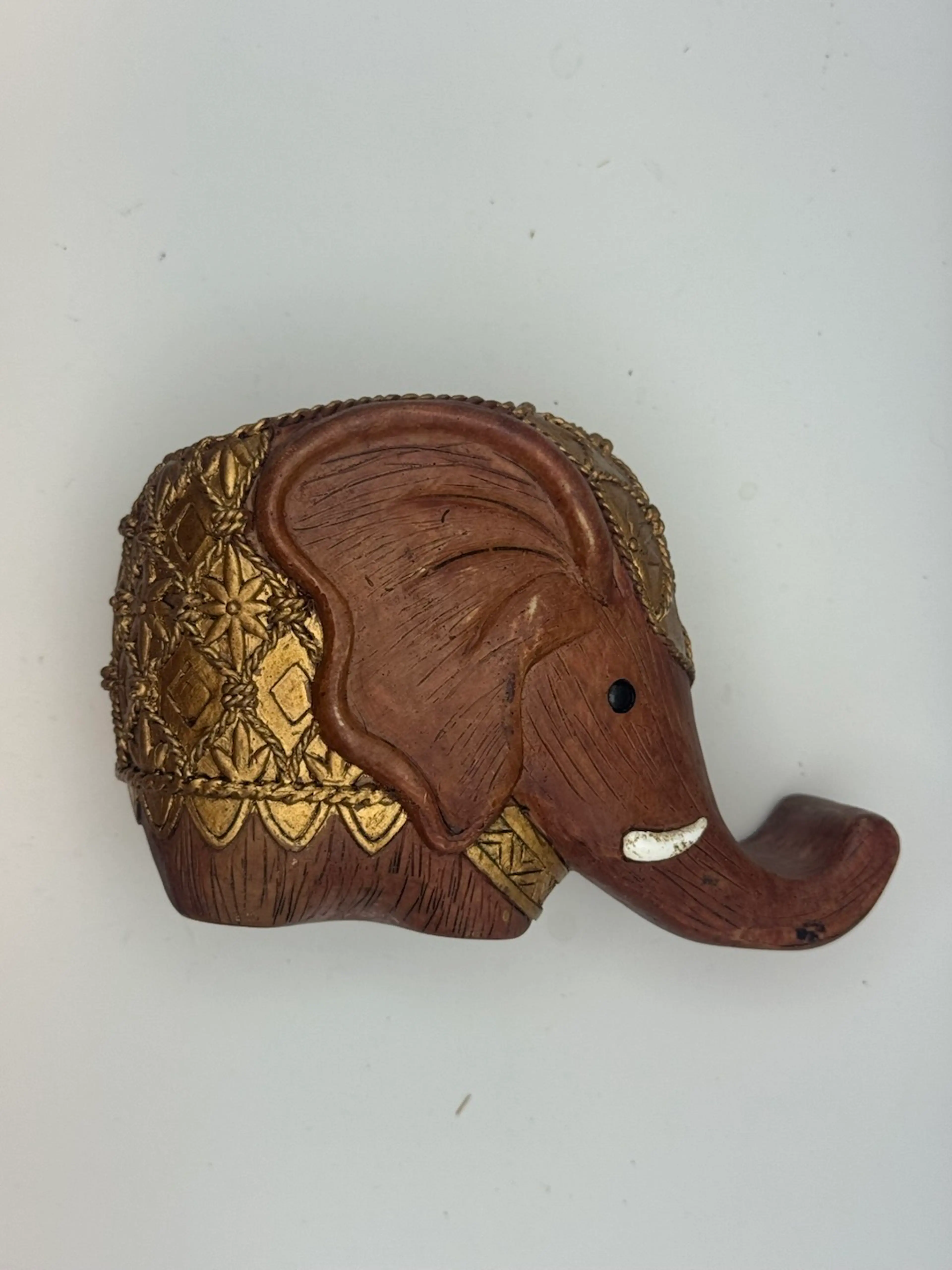 Image 2 of 6