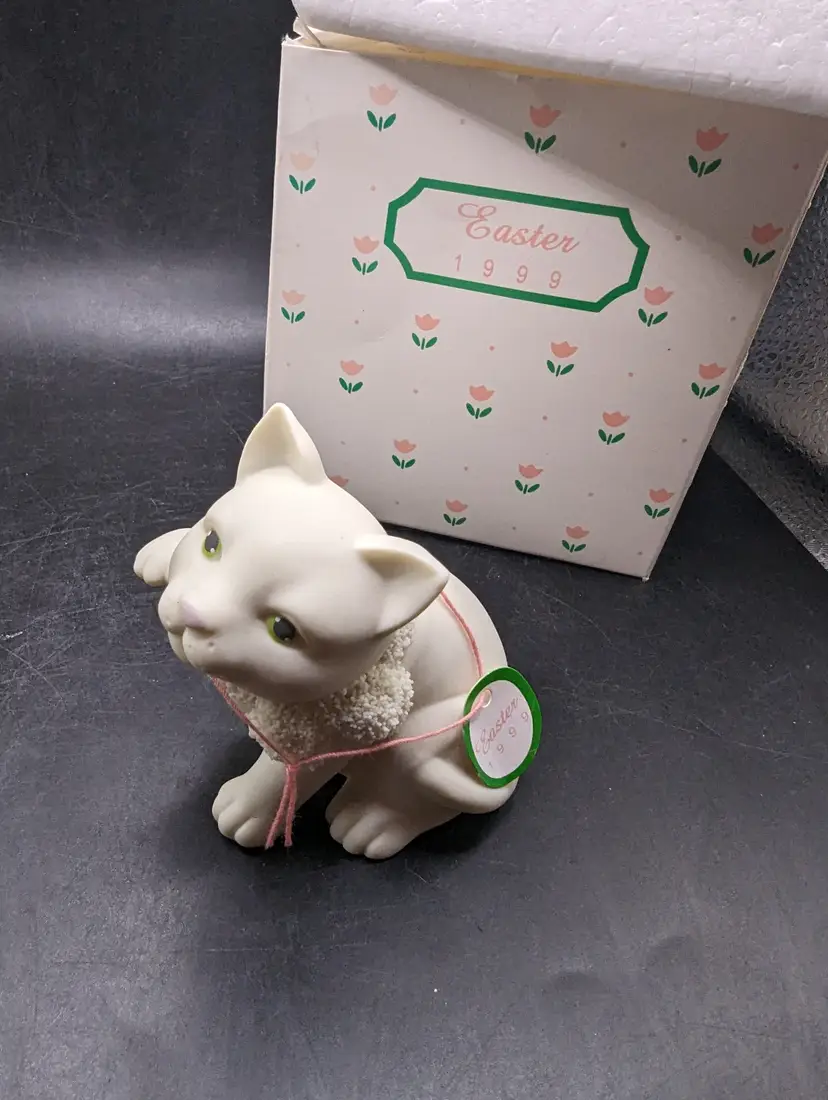 Vintage Dept 56  Snowbabies Cat Kitten Made In Taiwan #23861 Original Box Easter 1999.