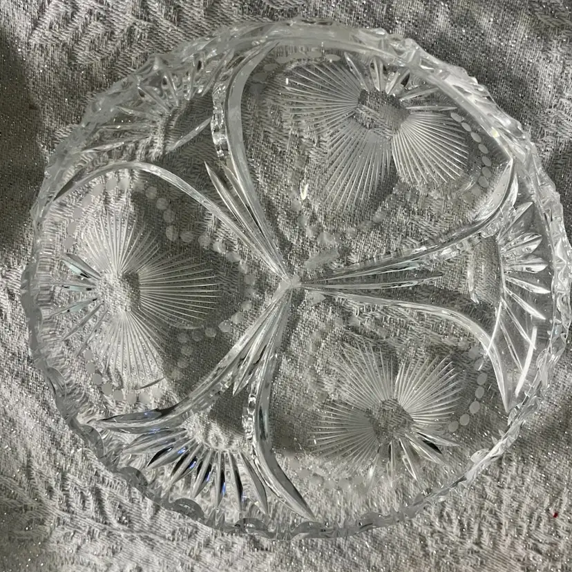 Crystal Starburst Cut Glass Dish β 5.5β Round- Pretty- no mark